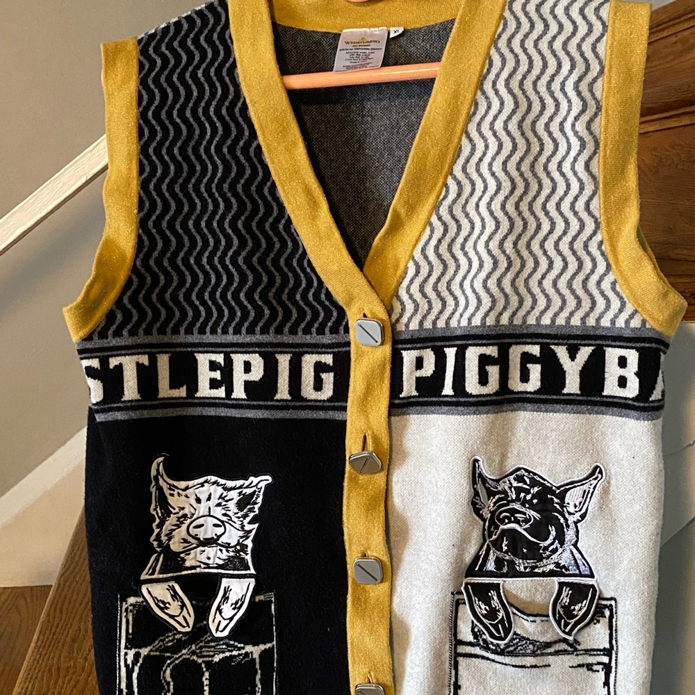 Whistlepig Black & Gold Vest Size XL